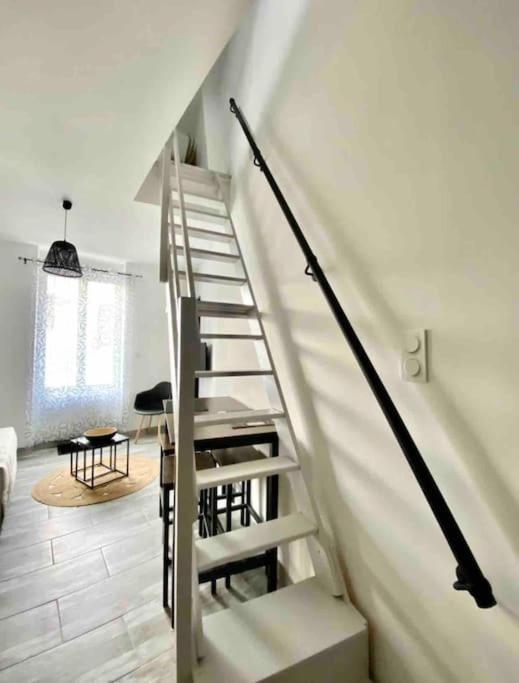 Appartement Centre Ville Saint-Amand-Mont-Rond Luaran gambar